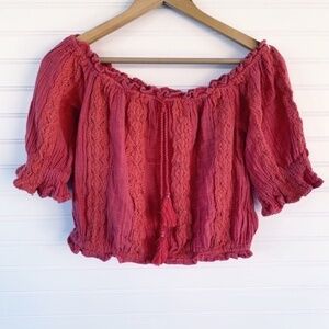 American Eagle Red Off Shoulder Boho Peasant Top – S/P